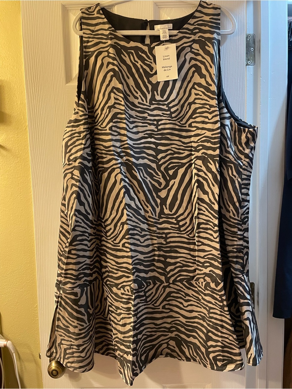 H&M Zebra Print Sleeveless Linen Blend Tunic